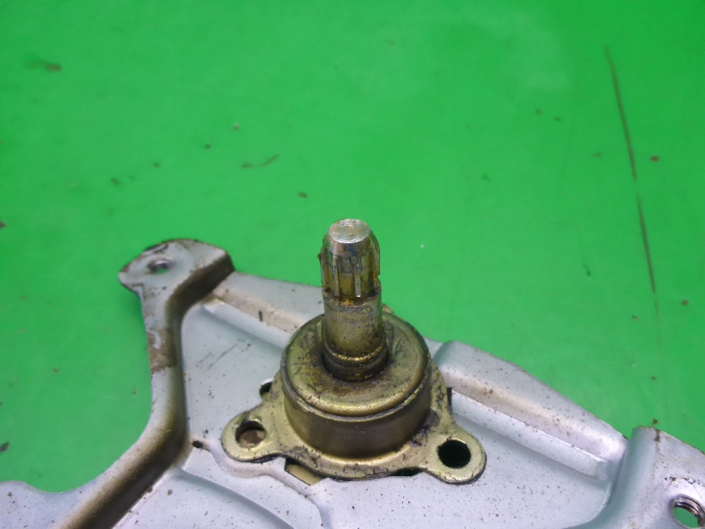 Стеклоподъемник электр. задний правый