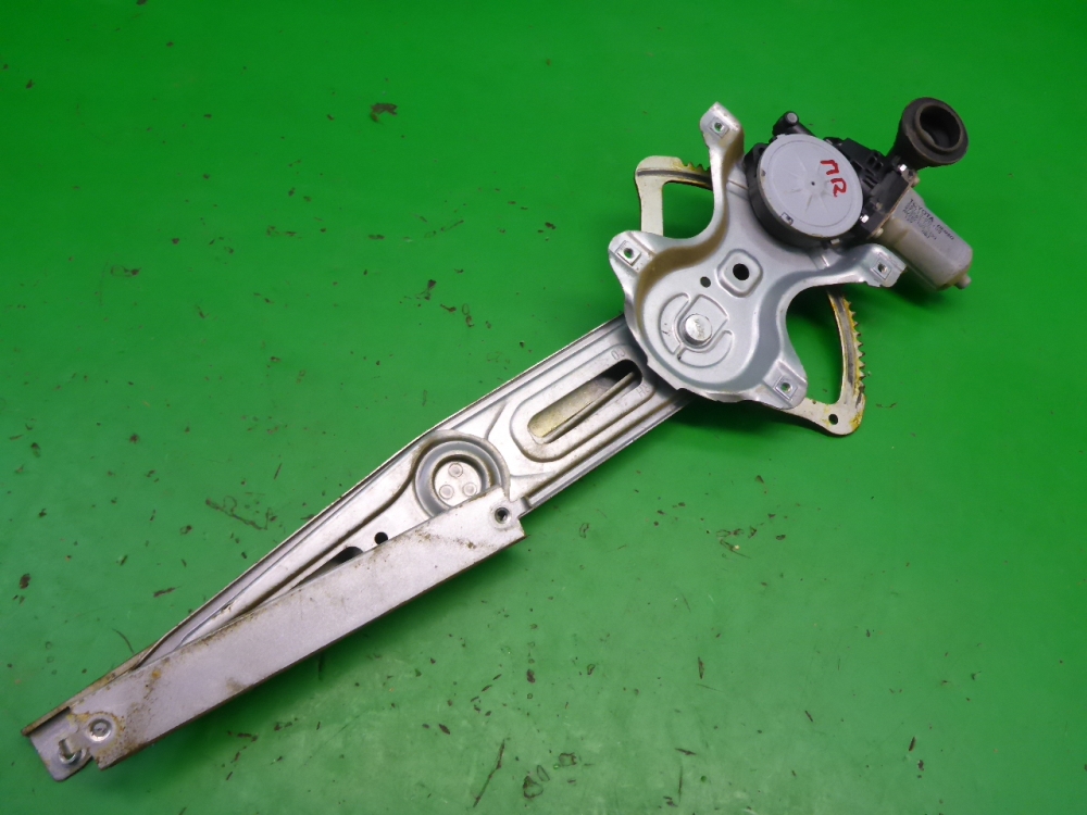 Стеклоподъемник электр. передний правый