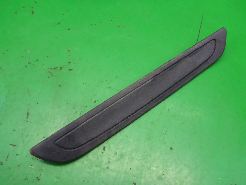 Накладка порога (внутренняя)