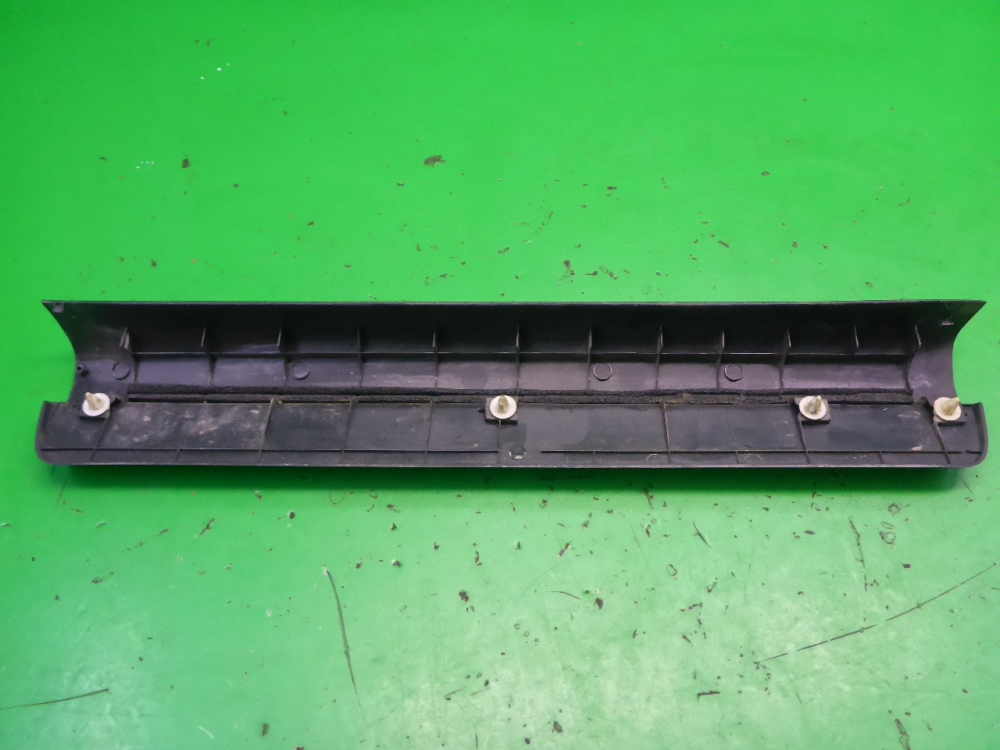 Накладка порога (внутренняя)