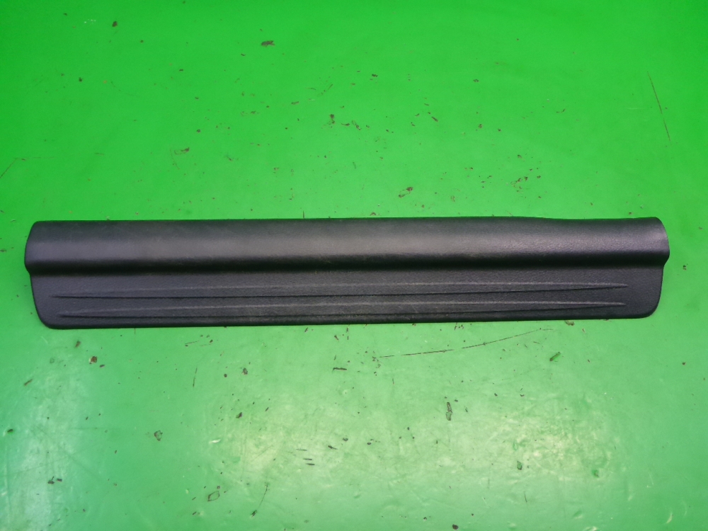 Накладка порога (внутренняя)