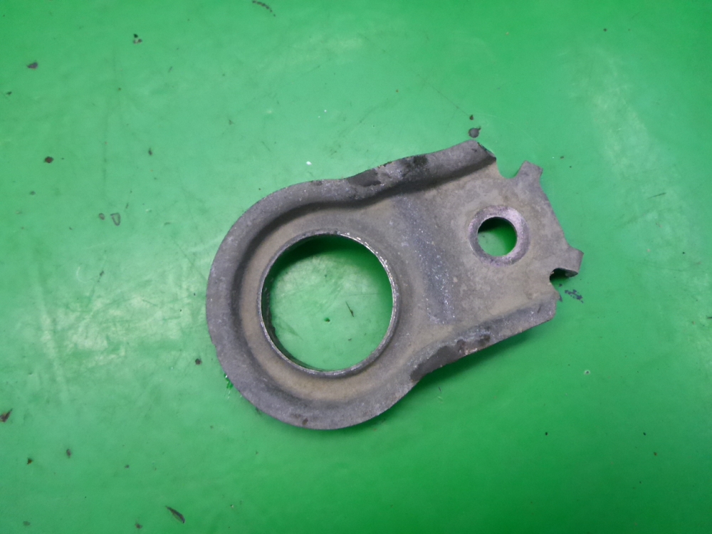 Кронштейн радиатора