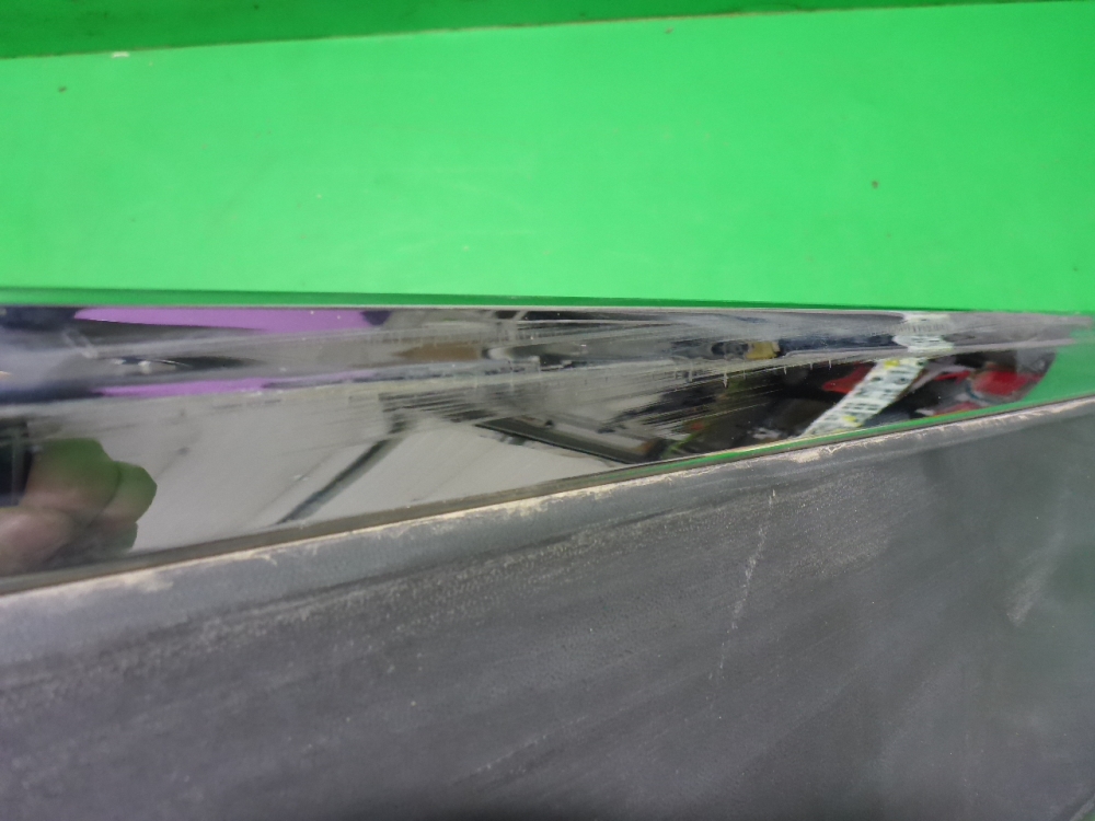 Накладка двери задней правой