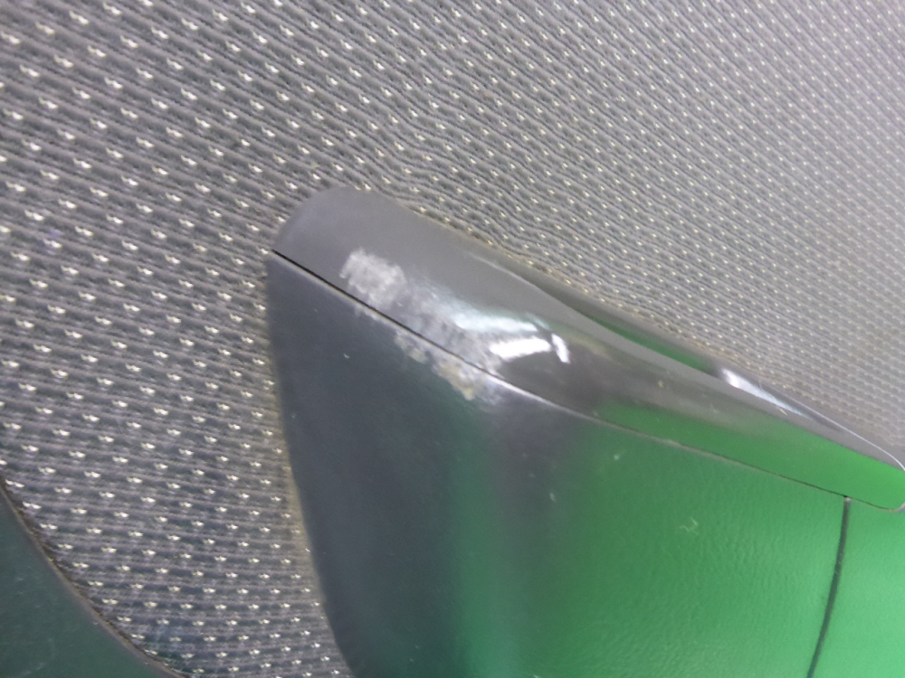 Обшивка двери задней правой