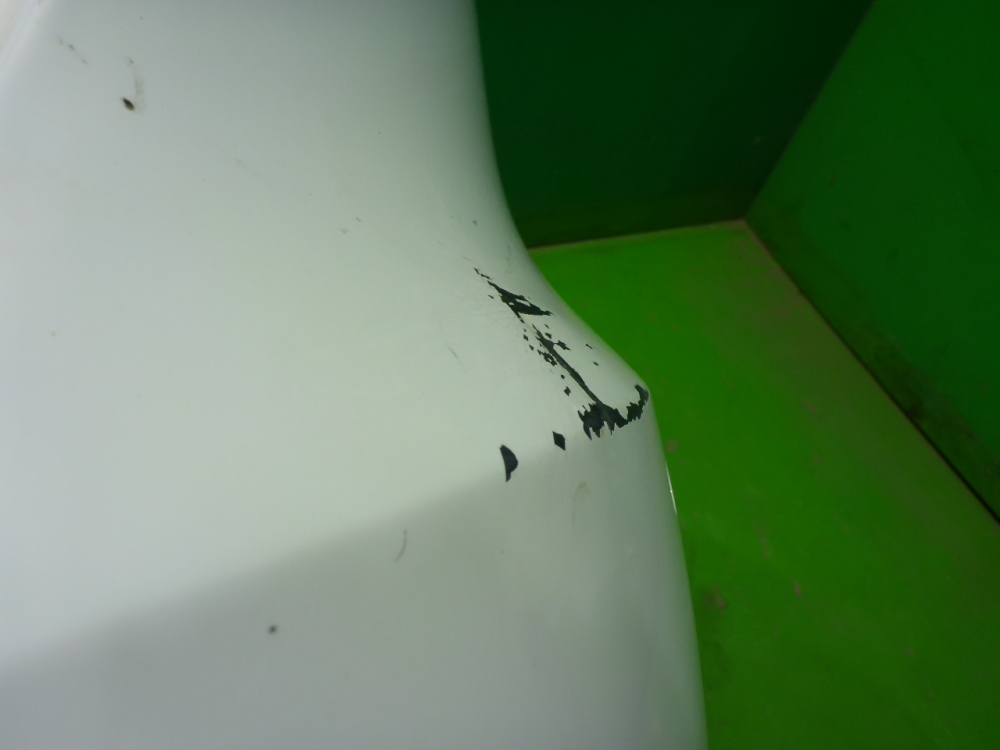 Бампер задний