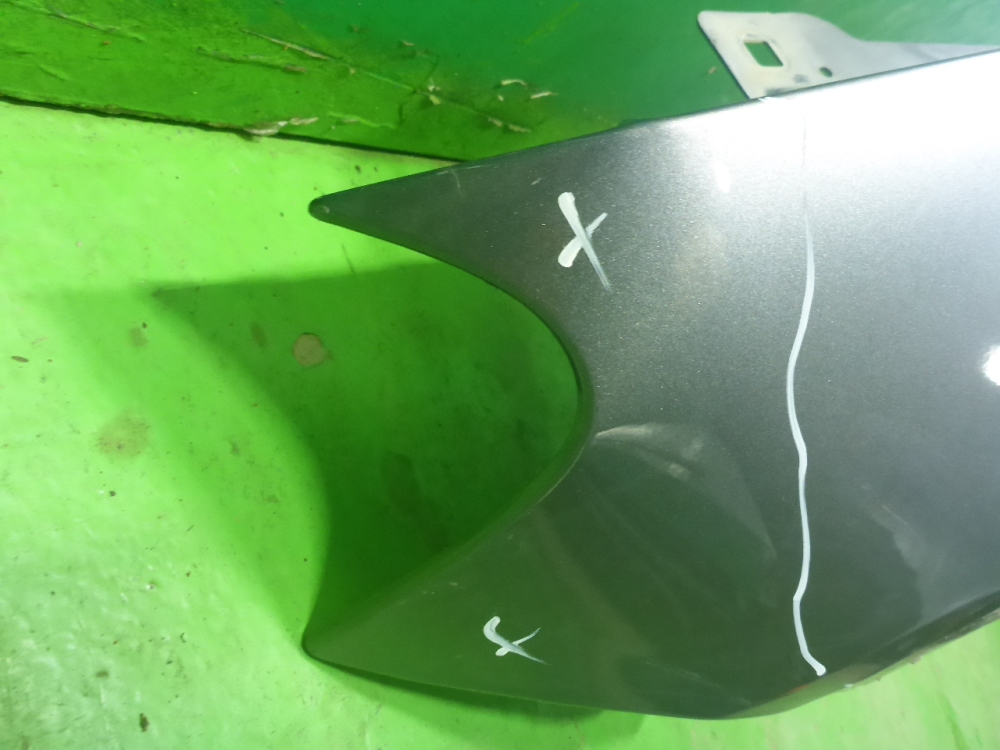 Крыло переднее левое