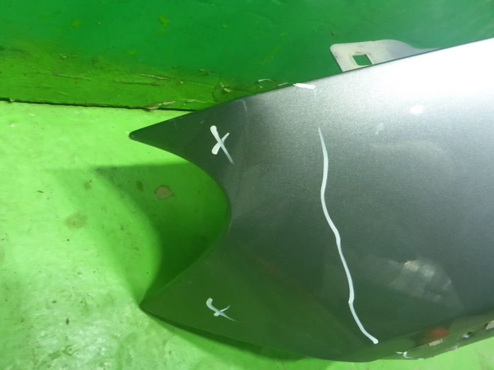 Крыло переднее левое