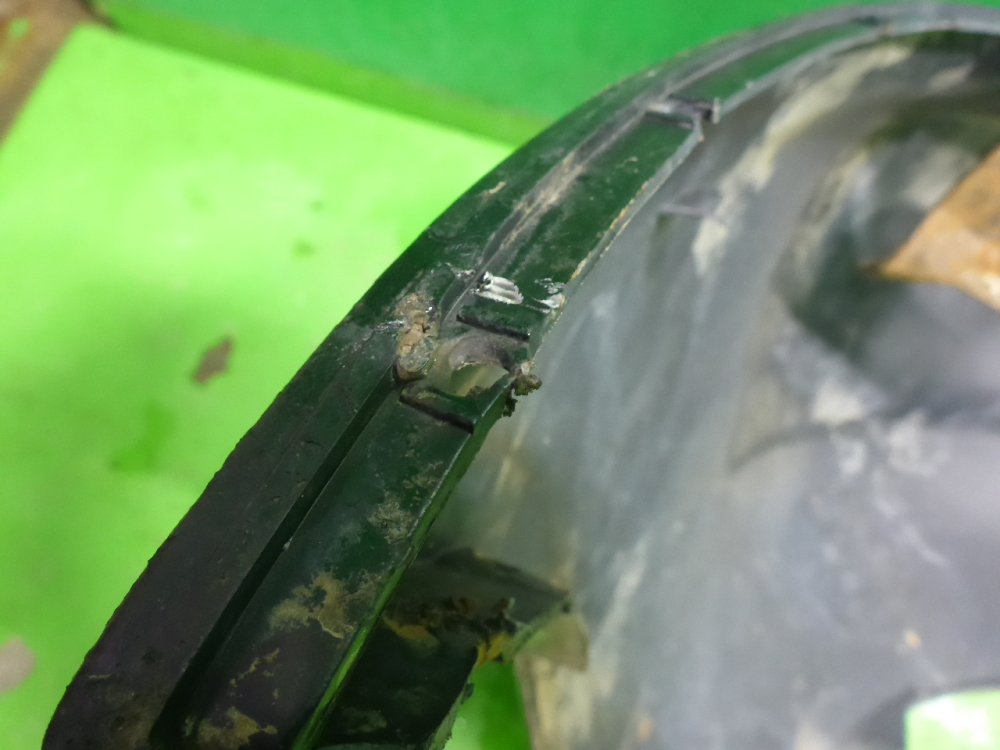 Бампер задний