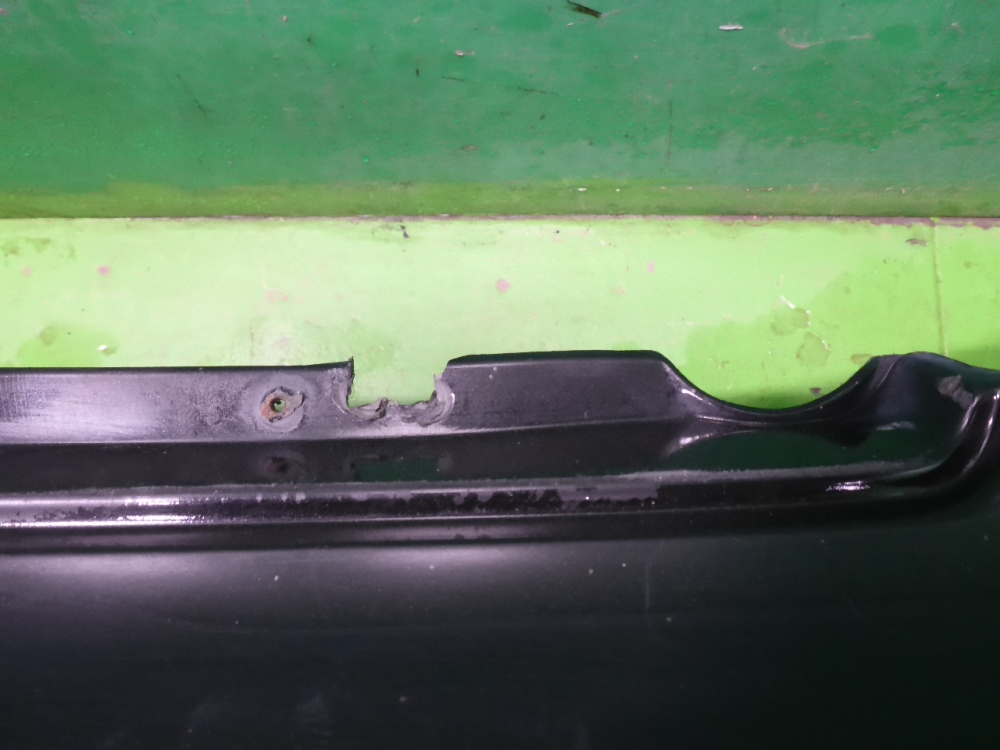 Бампер задний