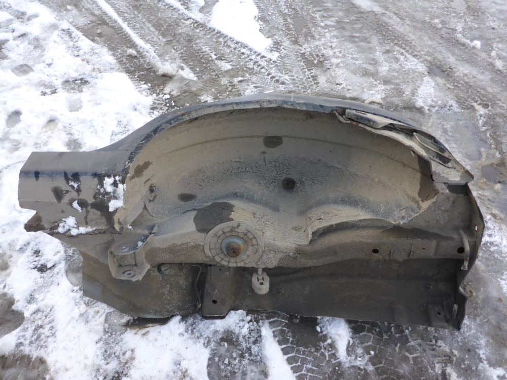 Крыло заднее левое