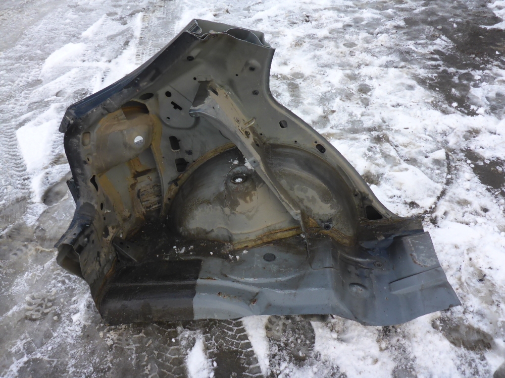 Крыло заднее левое