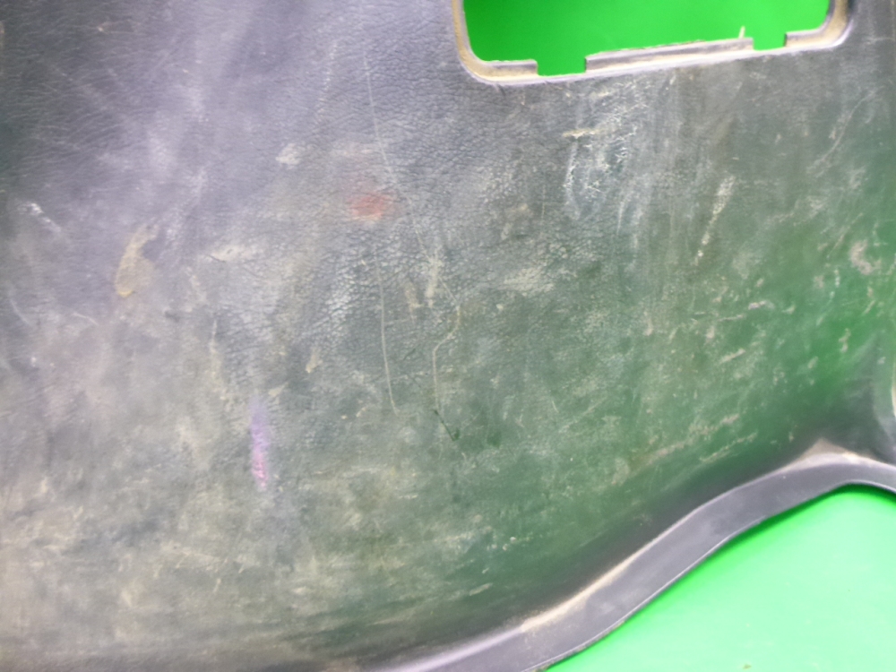 Обшивка багажника