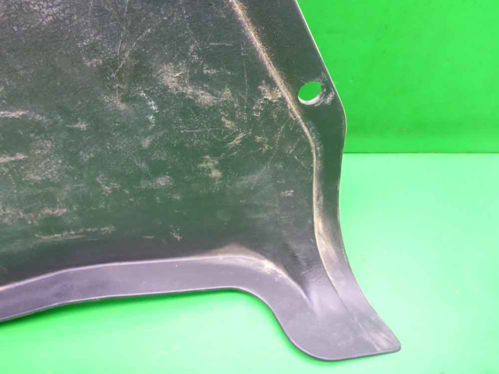 Обшивка багажника