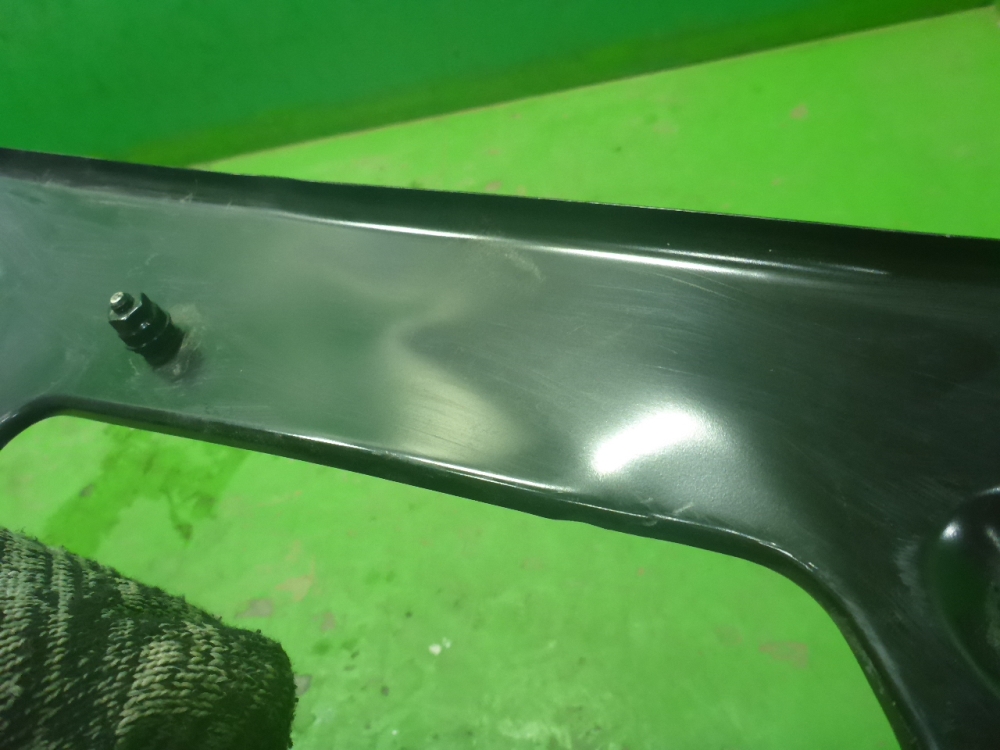 Кузовной элемент