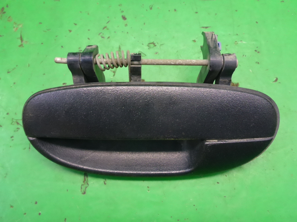 Ручка двери задней наружная левая