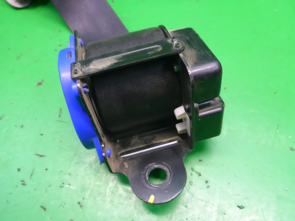 Ремень безопасности