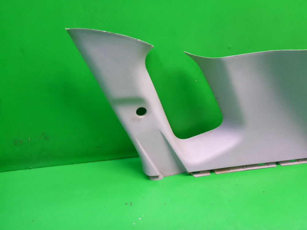 Обшивка багажника