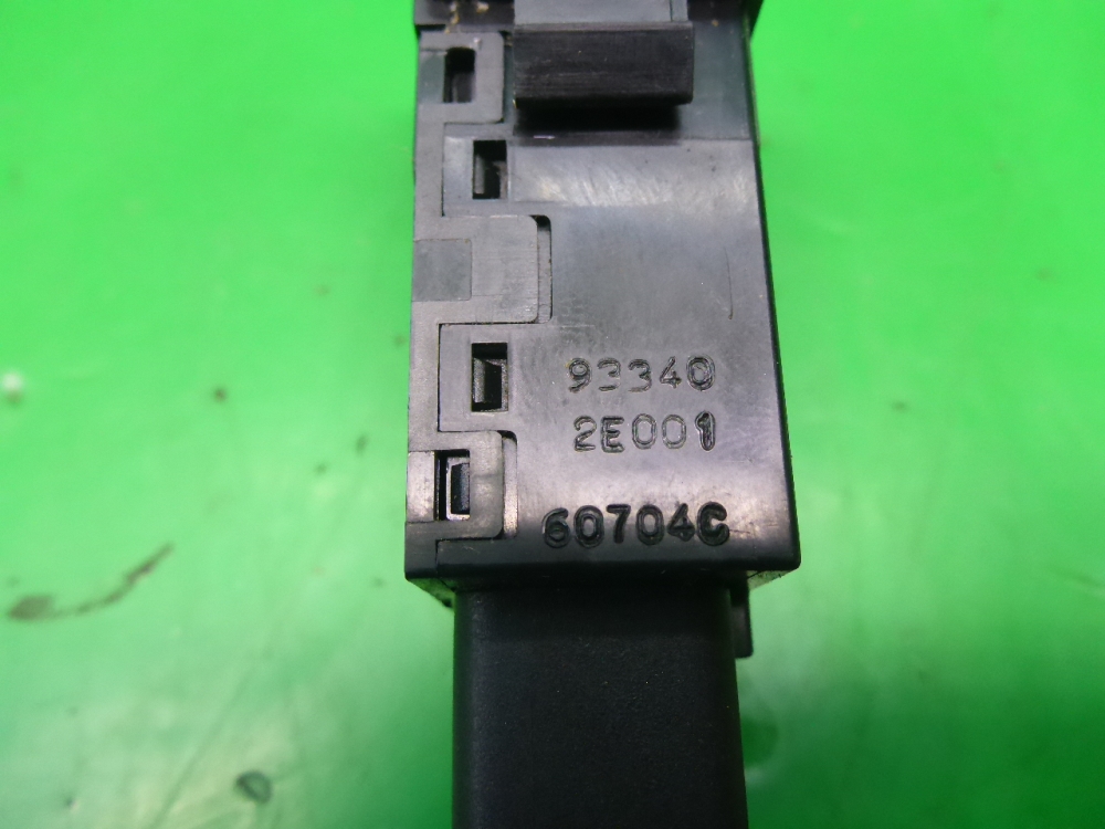 Кнопка обогрева сидений для Tucson (JM) 2004-2009