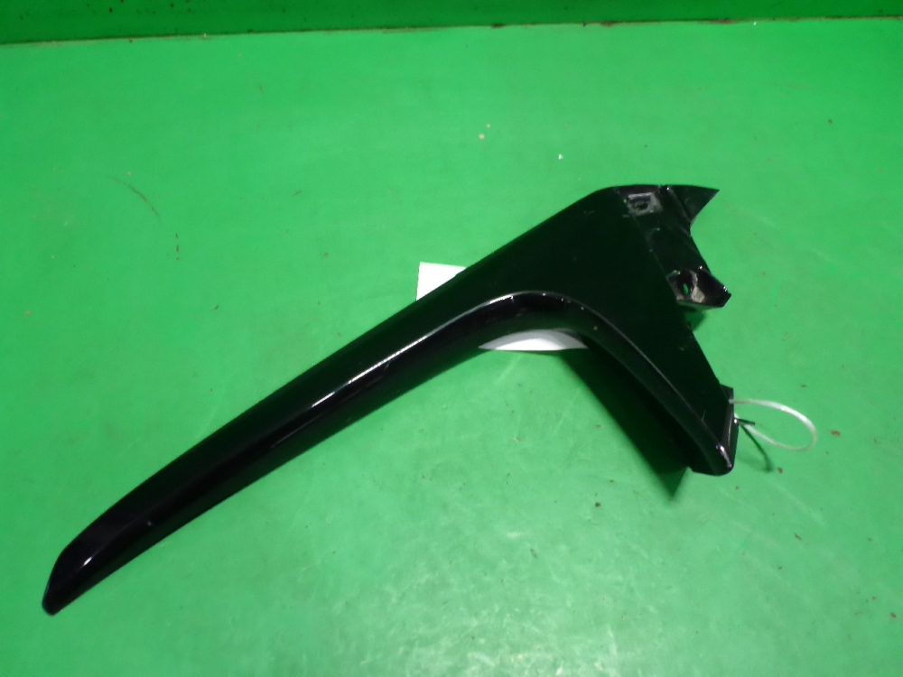 Накладка двери багажника