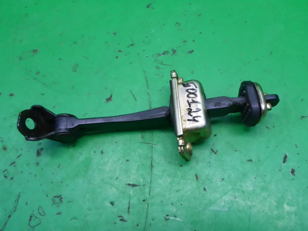 Ограничитель двери