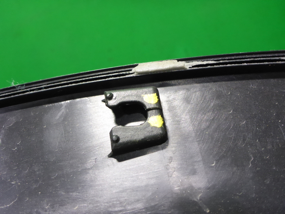 Накладка заднего крыла правого