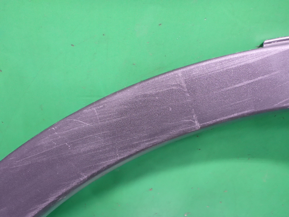 Накладка заднего крыла правого