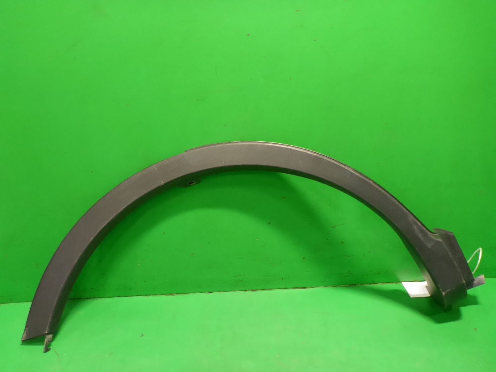 Накладка заднего крыла правого