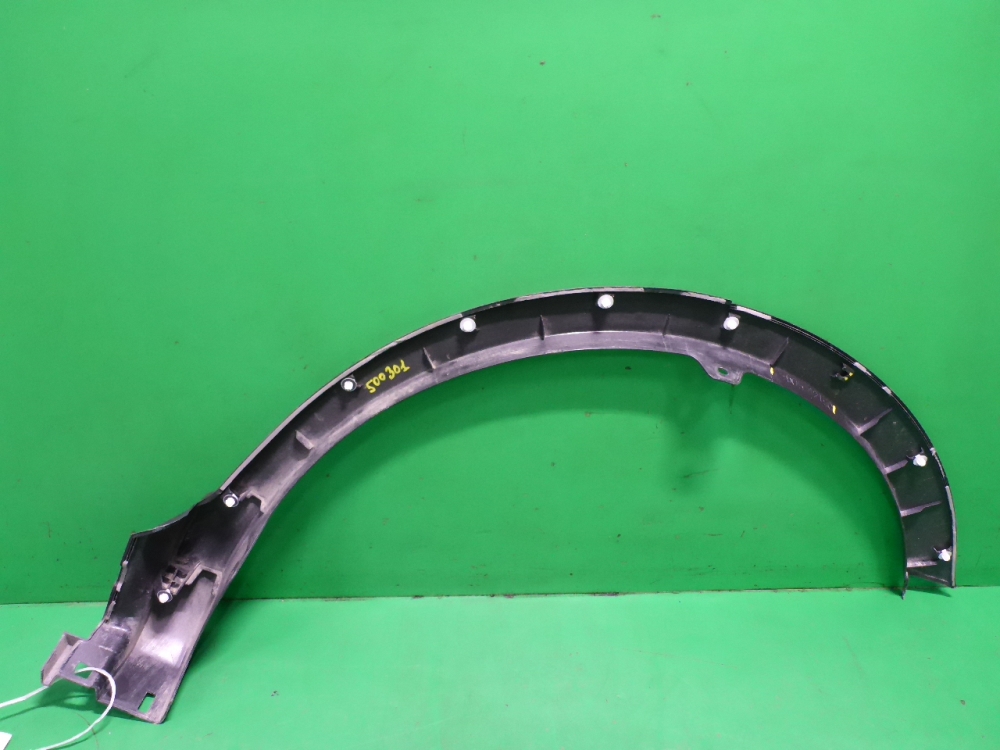 Накладка заднего крыла правого