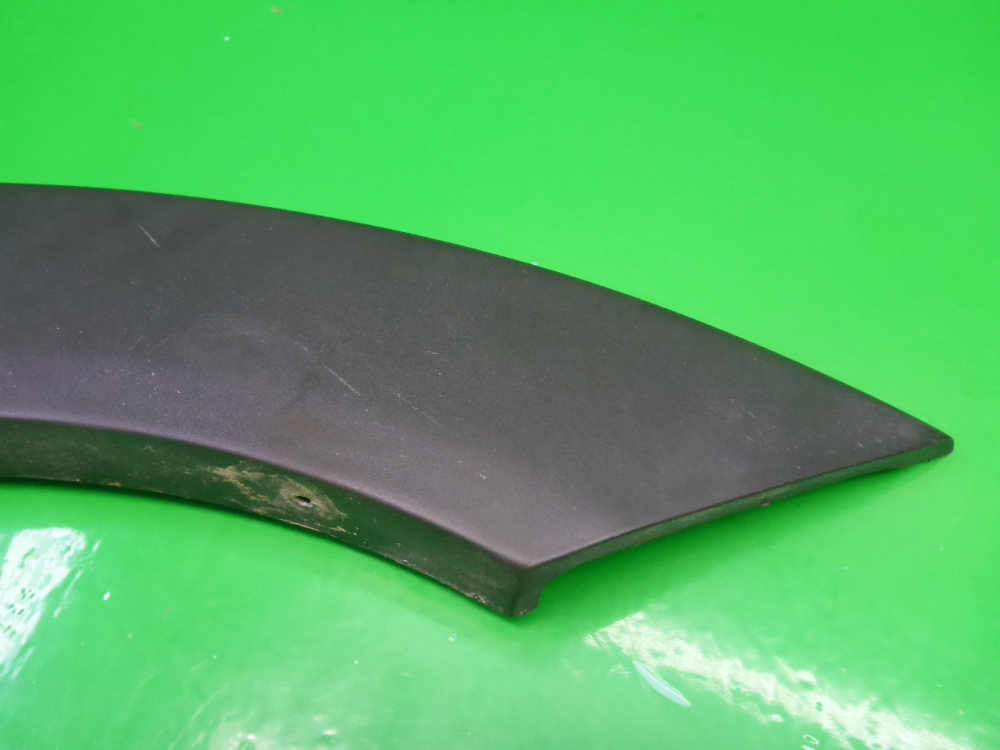 Накладка двери задней левой