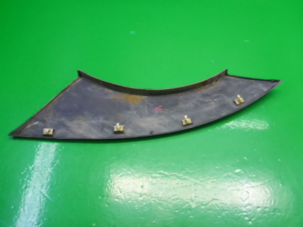 Накладка двери задней левой