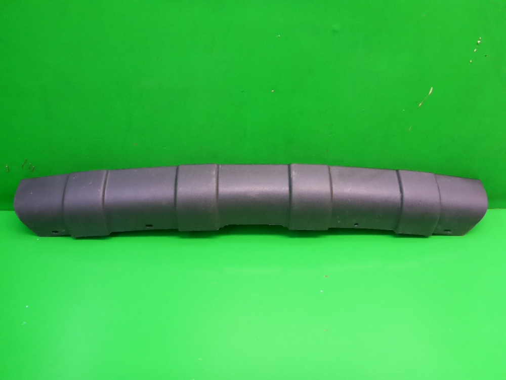 Накладка переднего бампера центральная