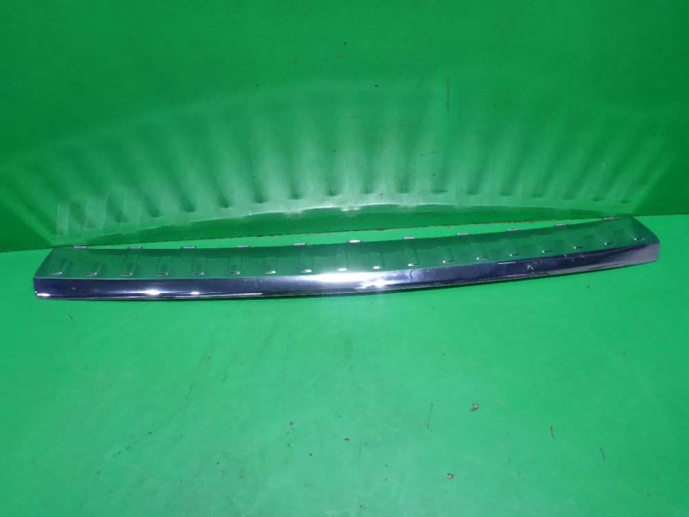 Накладка заднего бампера