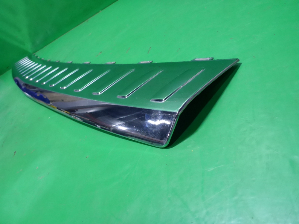 Накладка заднего бампера