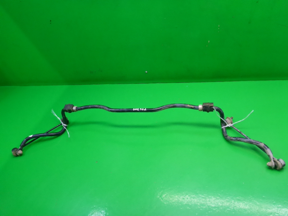 Стабилизатор передний