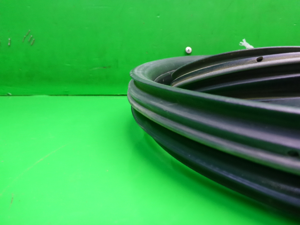 Уплотнитель двери