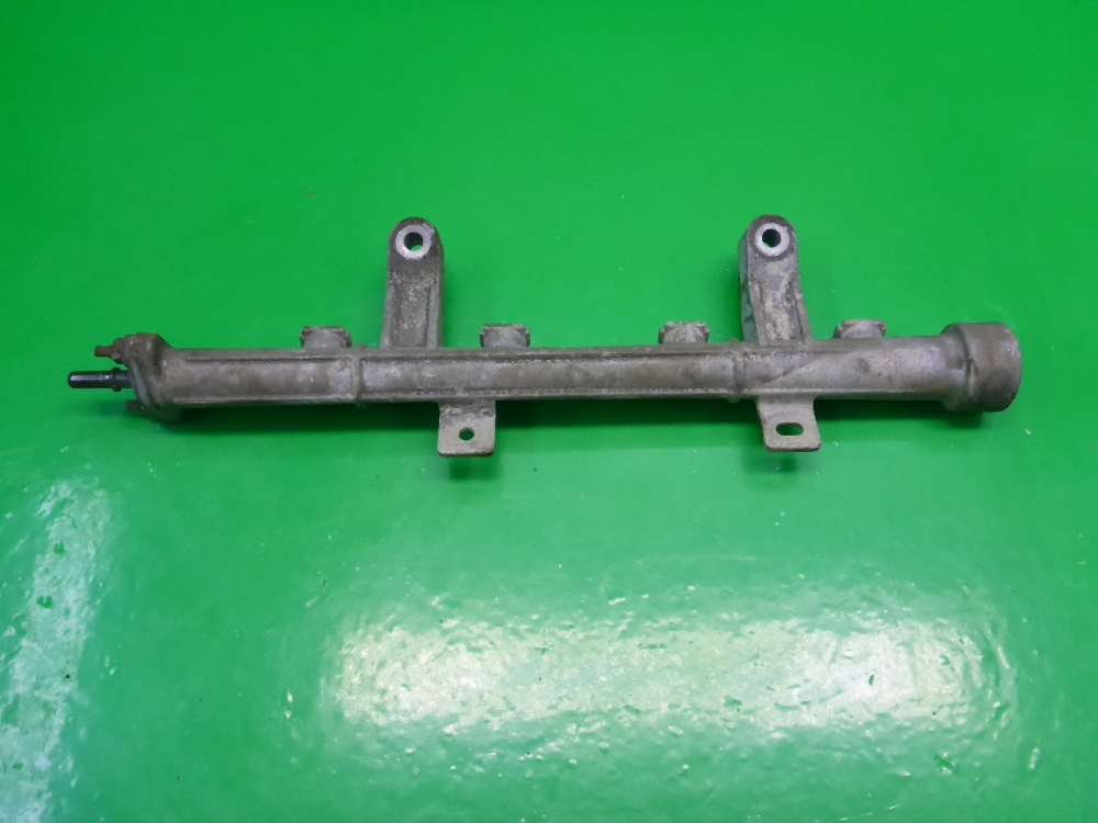 Рейка топливная (рампа)