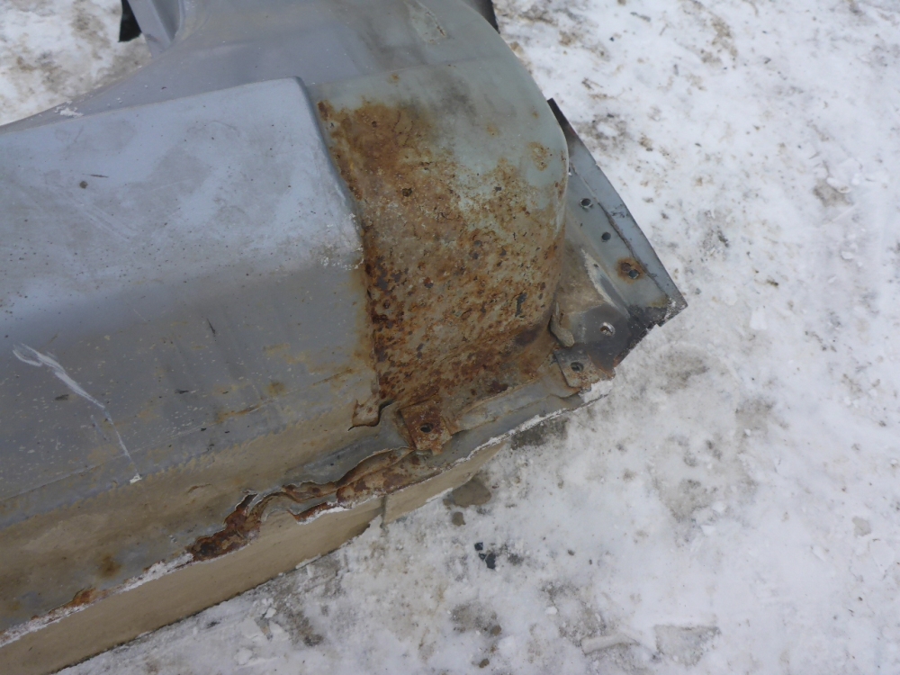 Порог со стойкой правый