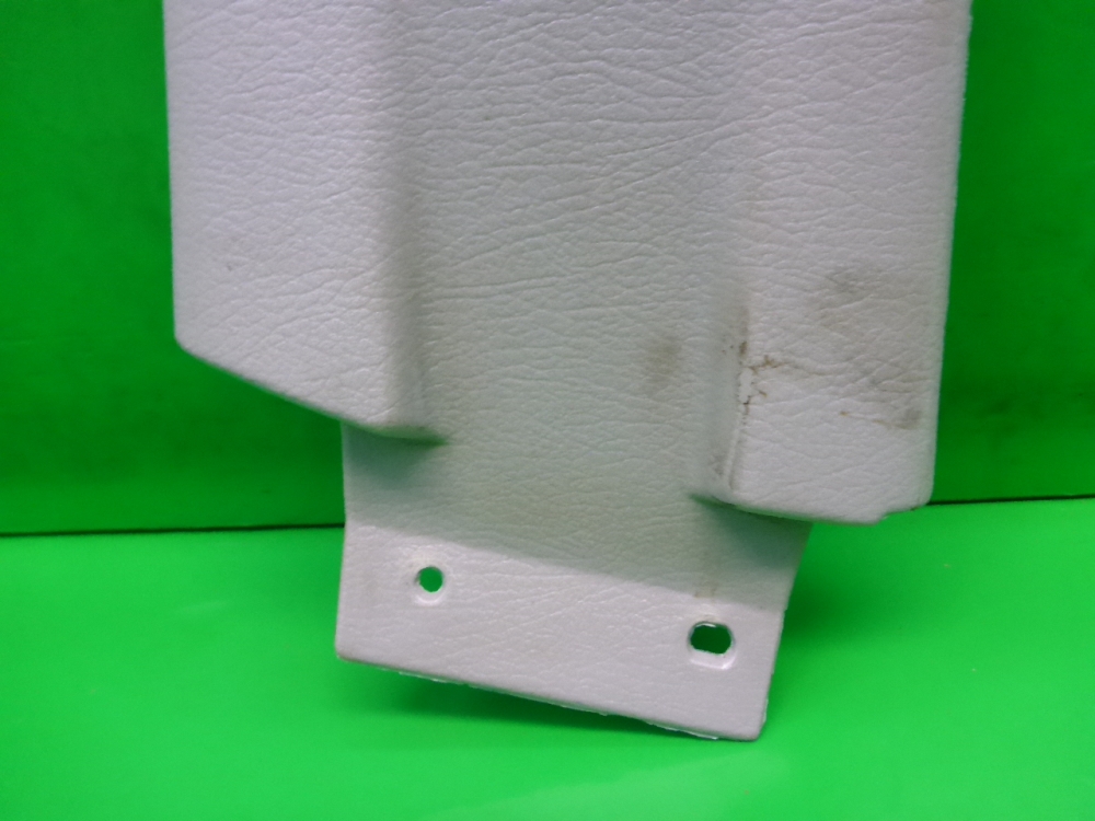 Обшивка стойки