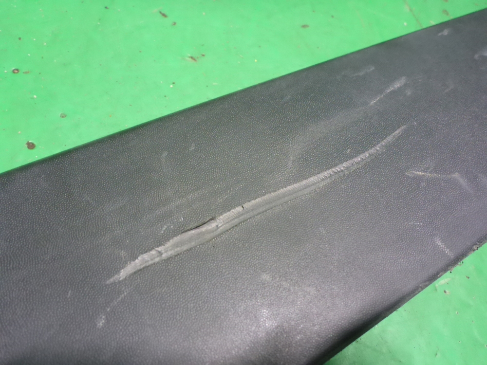 Накладка двери задней правой