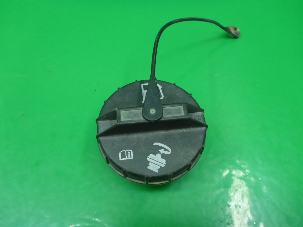 Крышка топливного бака