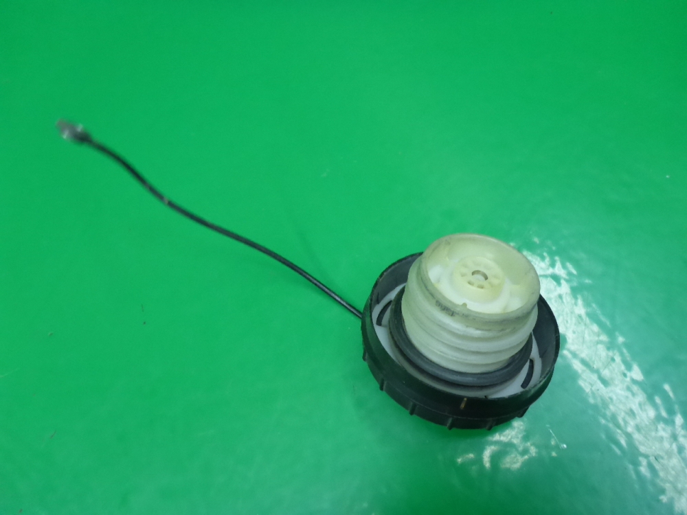 Крышка топливного бака