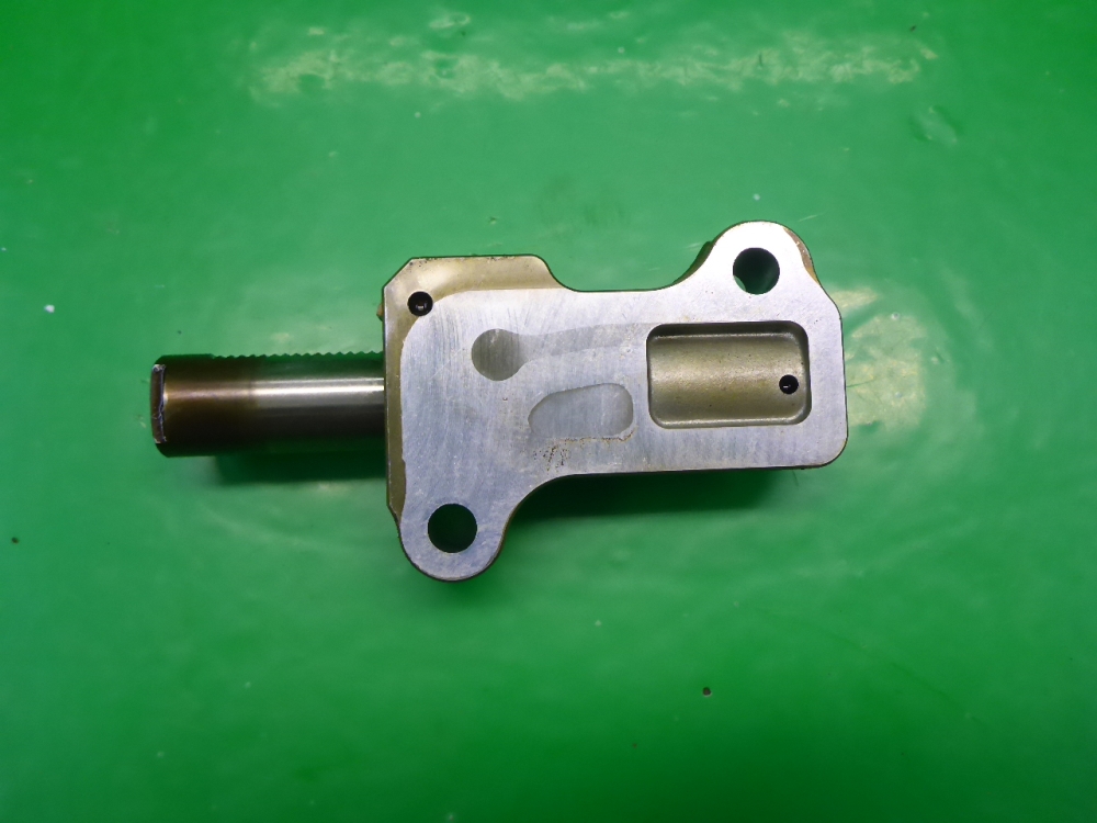 Натяжитель цепи