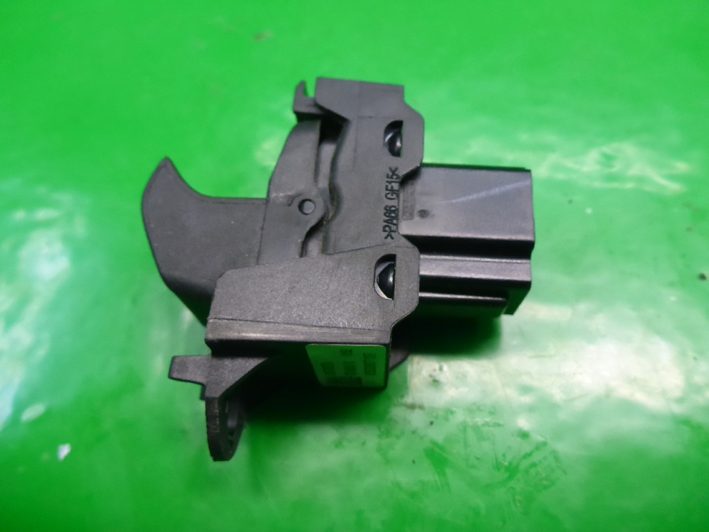 Кнопка стеклоподъемника