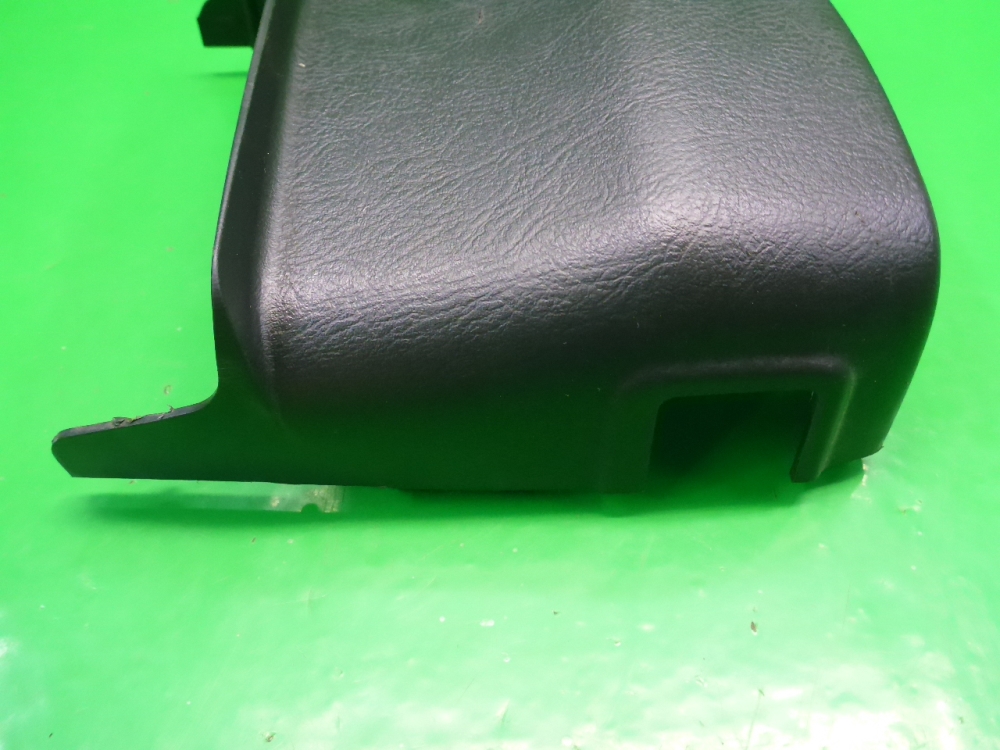 Кожух рулевой колонки