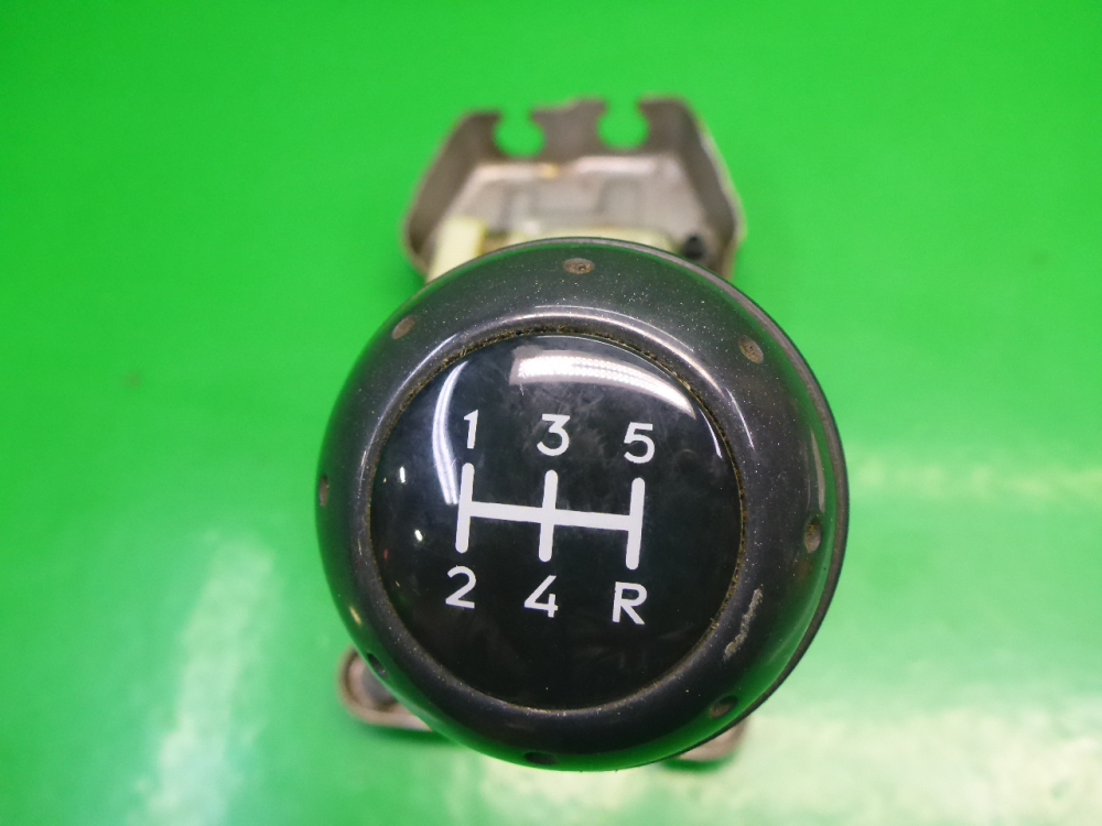 Кулиса МКПП / АКПП