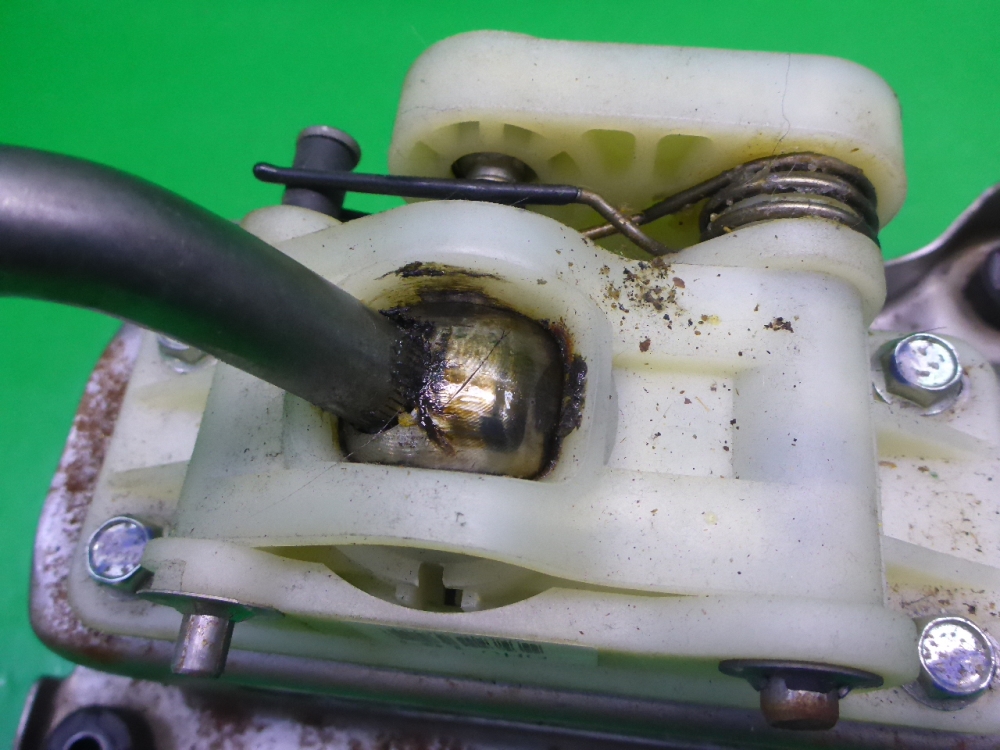 Кулиса МКПП / АКПП