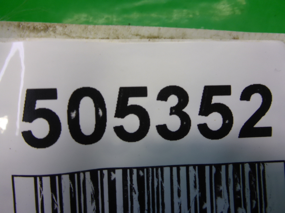 Петля двери задней левой верхняя