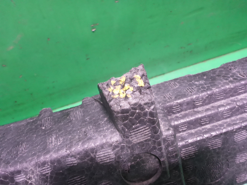 Наполнитель переднего бампера