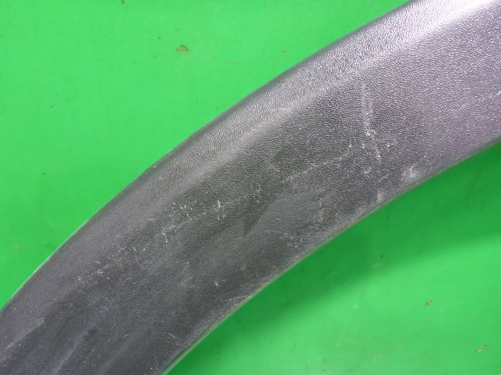 Накладка заднего крыла правого