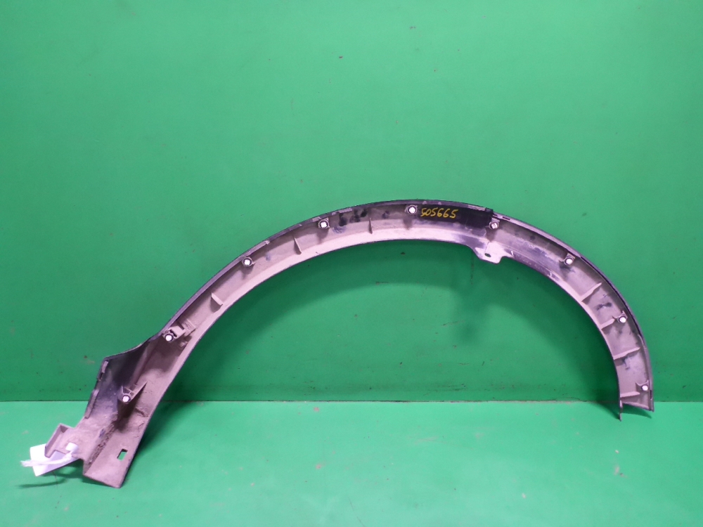 Накладка заднего крыла правого